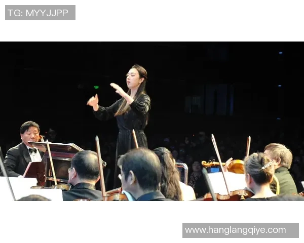 滑板与人生的交响曲：杨秀英的追梦之旅与深度对话